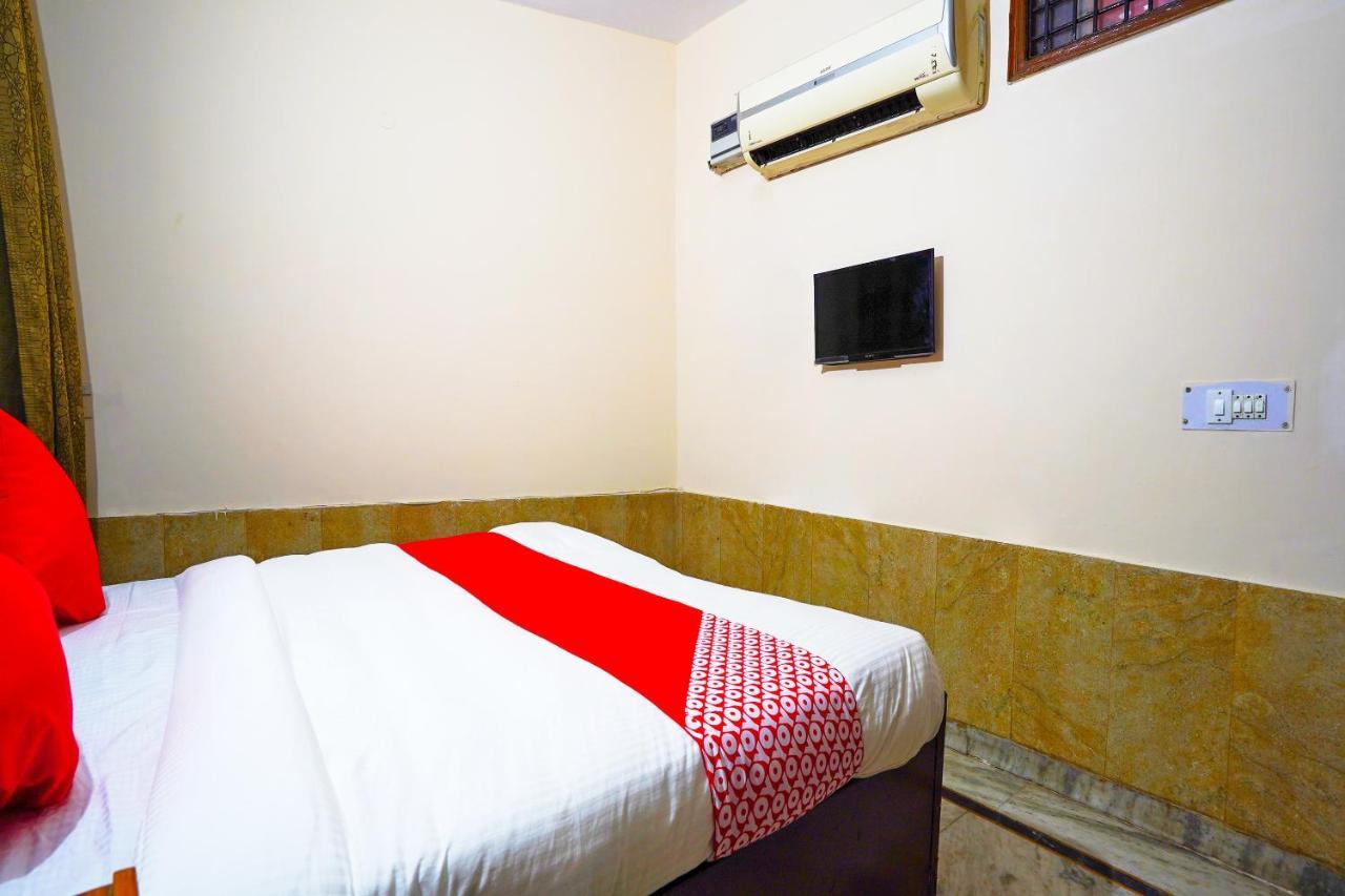 Hotel O Kanak Palace Nuova Delhi Esterno foto