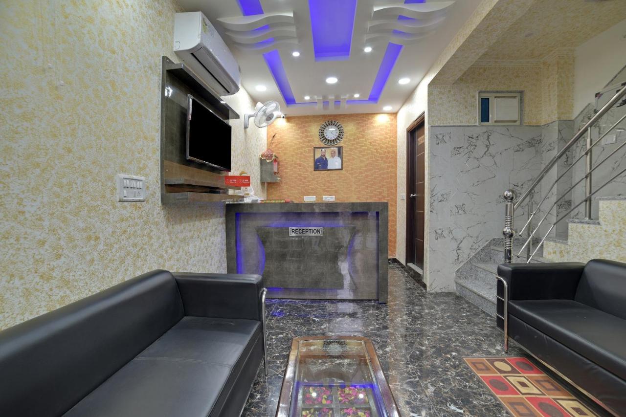 Hotel O Kanak Palace Nuova Delhi Esterno foto