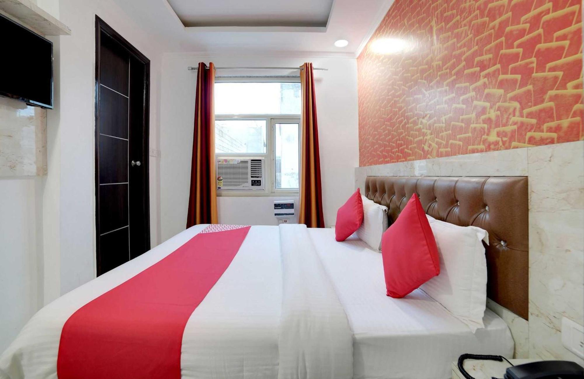 Hotel O Kanak Palace Nuova Delhi Esterno foto