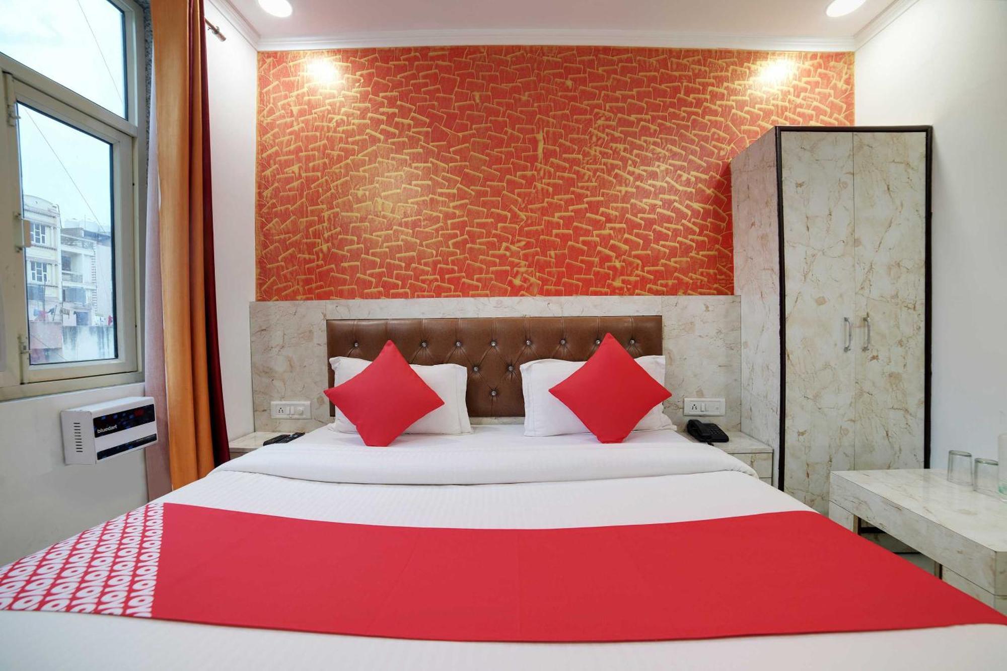 Hotel O Kanak Palace Nuova Delhi Esterno foto