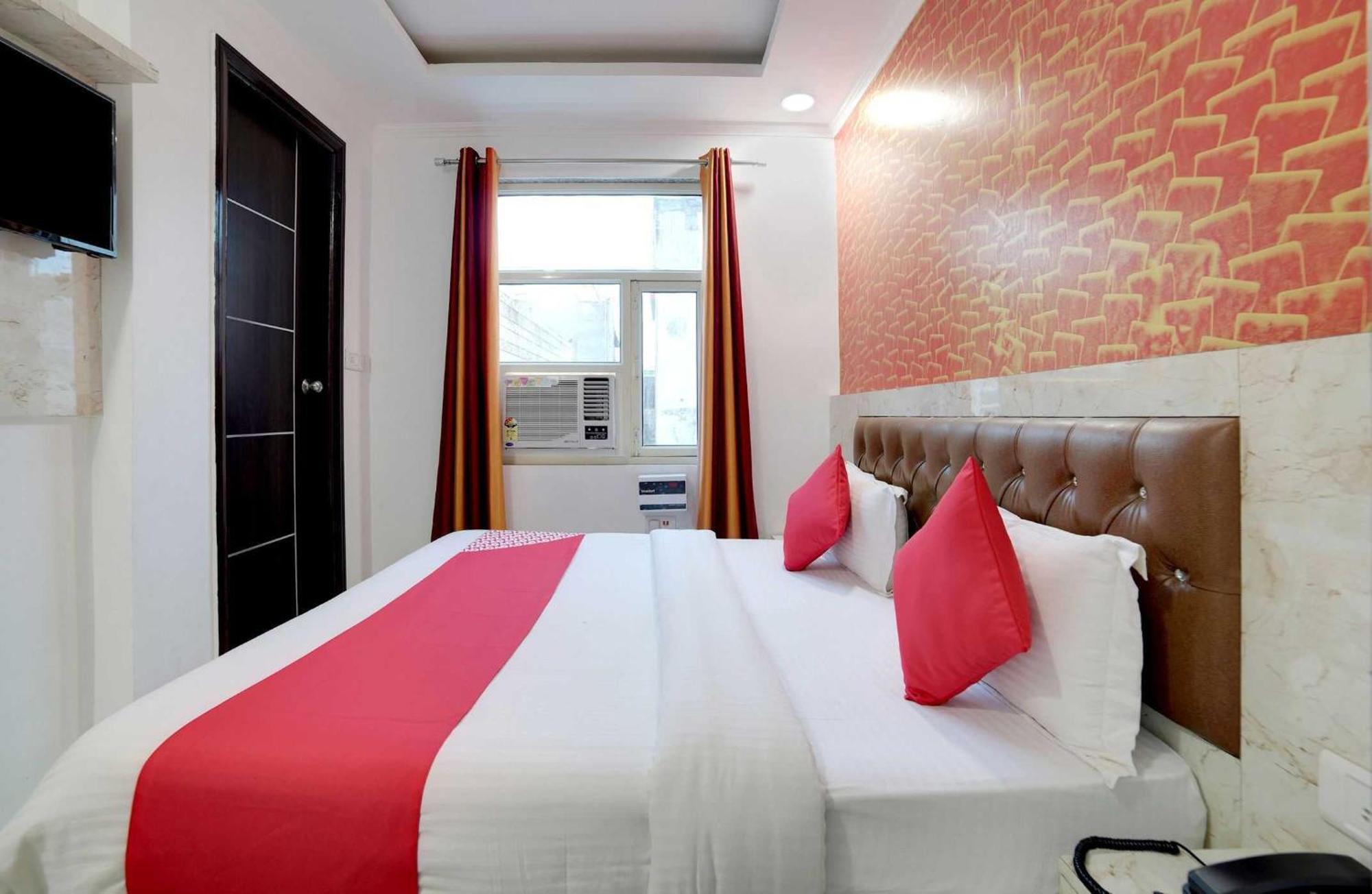 Hotel O Kanak Palace Nuova Delhi Esterno foto