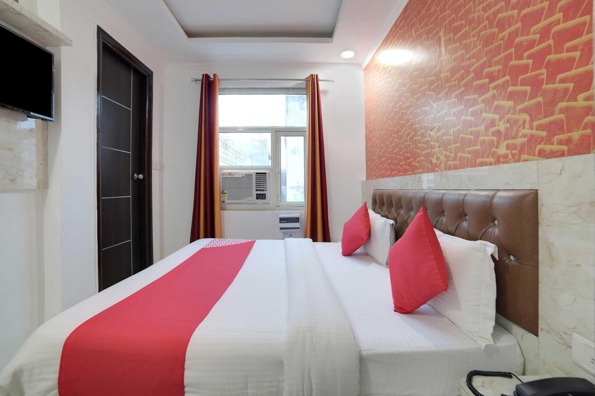 Hotel O Kanak Palace Nuova Delhi Esterno foto